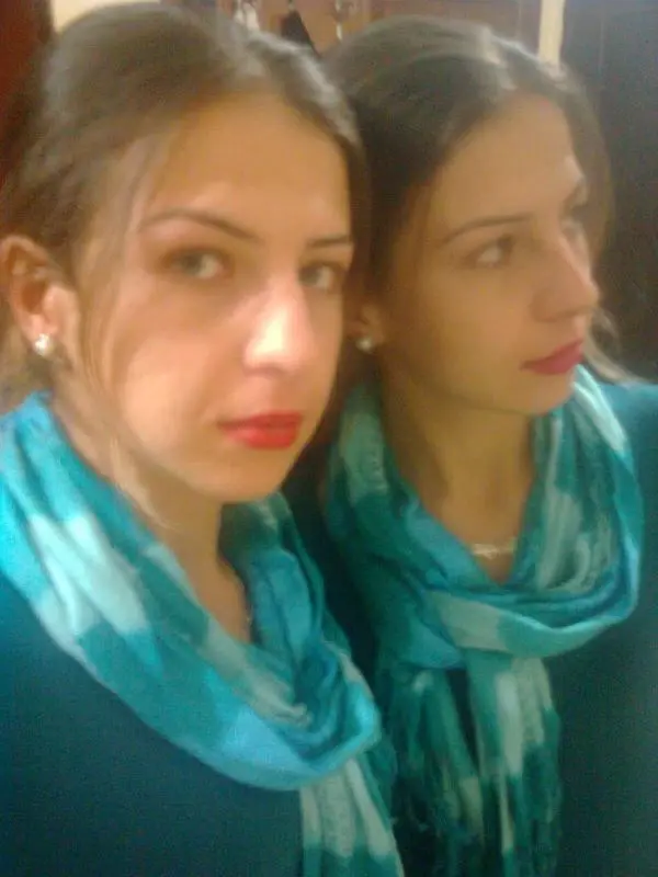 Sıcaktan kavrulan Antalya'da ortaya çıkan engerek yılanın ısırdığı hemşire ölümle savaşıyor Sıcaktan kavrulan Antalya'da ortaya çıkan engerek yılanın ısırdığı hemşire ölümle savaşıyor