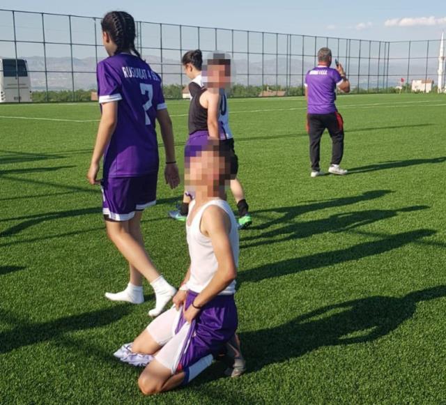 Kadın futbol maçında erkek oyuncu iddiası! Bu kez Türkiye'de yaşandı Kadın futbol maçında erkek oyuncu iddiası! Bu kez Türkiye'de yaşandı