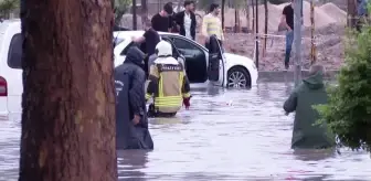 Keçiören'de etkili sağanak nedeniyle su baskınları yaşandı