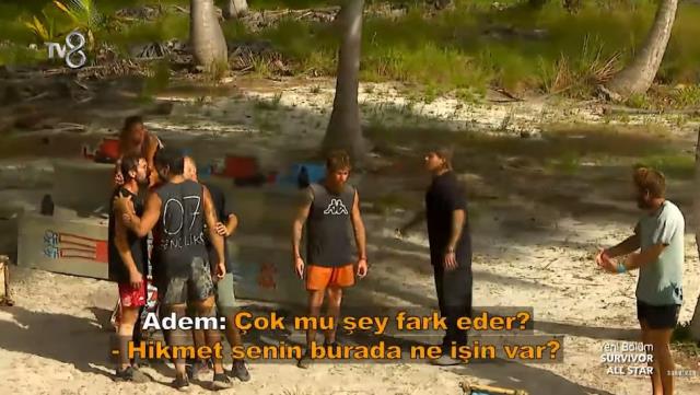 Survivor'da büyük kavga! Prodüksiyon, Adem ve Atakan'ı güçlükle ayırdı