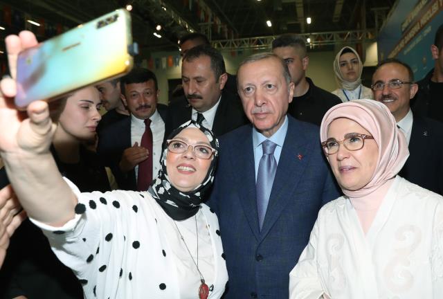 Son Dakika! Cumhurbaşkanı Erdoğan CHP'nin kalesinden ilan etti: Cumhur İttifakı'nın adayı benim