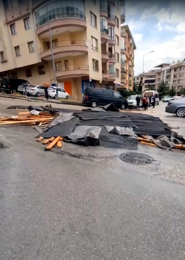 Ankara yine sele teslim! Aniden bastıran şiddetli yağış sonrası gelen görüntüler korkunç