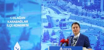 DEVA Partisi Genel Başkanı Babacan, İzmir'de partililerle buluştu