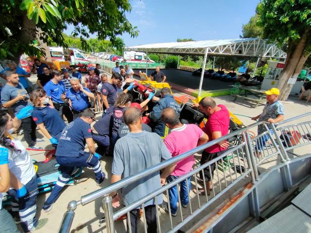 Lunapark, korku parkına döndü! Çocukların bindiği aletin halatı böyle koptu Lunapark, korku parkına döndü! Çocukların bindiği aletin halatı böyle koptu