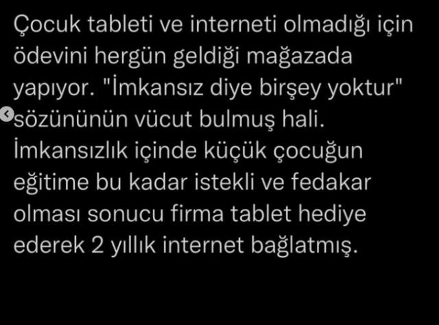 Tablet mağazasına her gün uğrayıp defterine bir şeyler yazan çocuğun hikayesi ağlattı