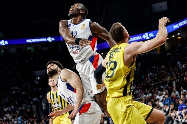 Anadolu Efes'e şans tanımadılar! Basketbol Süper Ligi'nde şampiyon Fenerbahçe Beko