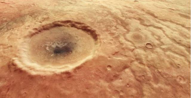 Uzayda dev delik bulundu, hakkındaki tek bilgi bir astronot tarafından elde edildi: Aşağısı koca bir şehir gibi