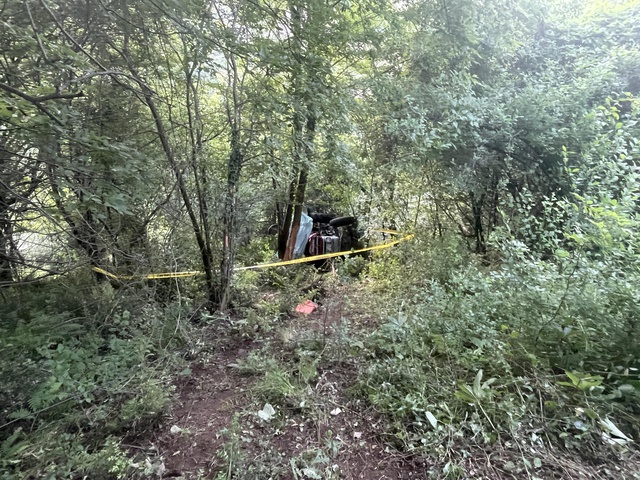 Samsun'da uçuruma yuvarlanan traktörün sürücüsü, feci şekilde can verdi Samsun'da uçuruma yuvarlanan traktörün sürücüsü, feci şekilde can verdi