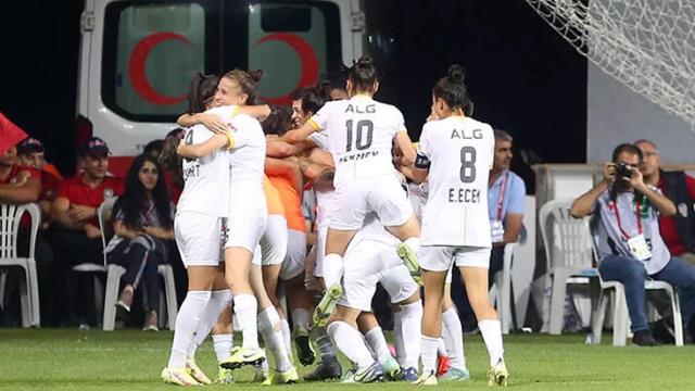 Türkiye Kadın Futbol Süper Ligi şampiyonu ALG Spor, Guinness Rekorlar Kitabı'na başvuracak Türkiye Kadın Futbol Süper Ligi şampiyonu ALG Spor, Guinness Rekorlar Kitabı'na başvuracak