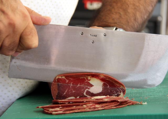 Kayseri ve Kastamonu kavga ederken, pastırmanın tescilini Sivas kaptı! Tartışma büyük