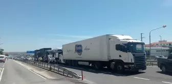 Silivri-Tekirdağ yolunda zincirleme kazada 6 kişi yaralandı