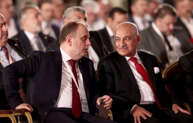 Türkiye Futbol Federasyonu Başkanı Mehmet Büyükekşi oldu! Tarihte bir ilk yaşandı Türkiye Futbol Federasyonu Başkanı Mehmet Büyükekşi oldu! Tarihte bir ilk yaşandı