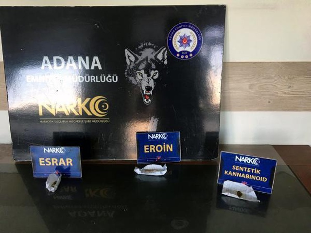 Polisten 'Cono Aşireti'nin mahallesine nefes kesen operasyon! Metruk binalar tek tek arandı Polisten 'Cono Aşireti'nin mahallesine nefes kesen operasyon! Metruk binalar tek tek arandı