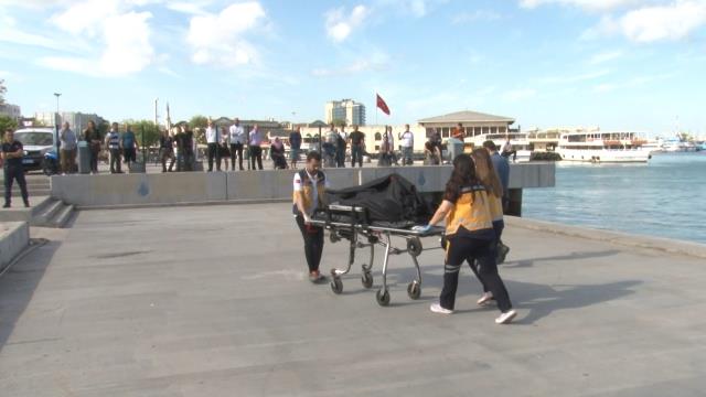 Kadıköy'de bir kişi denize düşüp boğuldu! Esnaf 'Kimse yardım etmedi' diyerek isyan etti