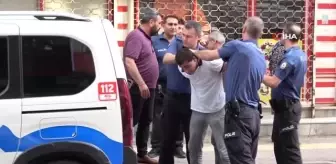 Son dakika haberi... Üvey annesini darp etti, kendini eve kilitledi; operasyonla göz altına alındı