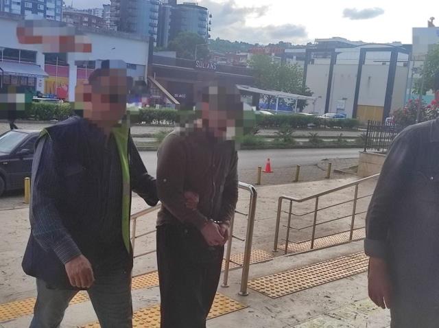 Atatürk'lü Türk bayrağına saldıran şüpheli: Kötü niyetim yoktu