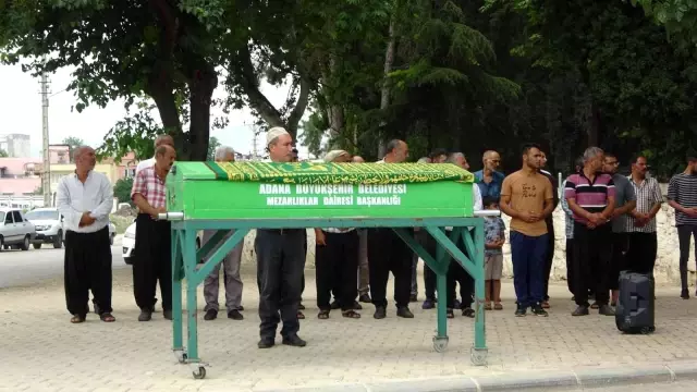 Kayıp oğlunu defneden annenin feryatları yürekleri dağladı