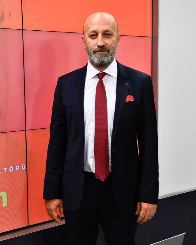 Son Dakika: Galatasaray resmen açıkladı! Futbol direktörlüğü görevine Cenk Ergün getirildi