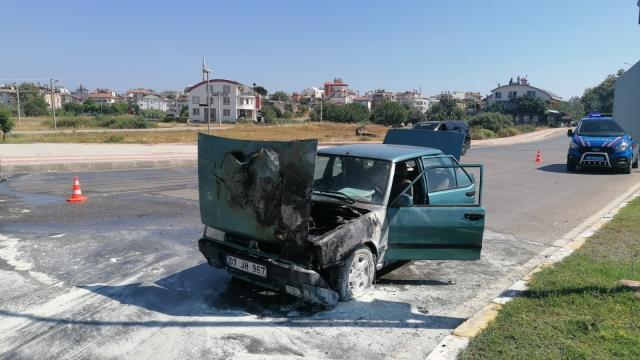 Emanet aldığı otomobil alev alev yandı... Feryadı yürekleri dağladı Emanet aldığı otomobil alev alev yandı... Feryadı yürekleri dağladı