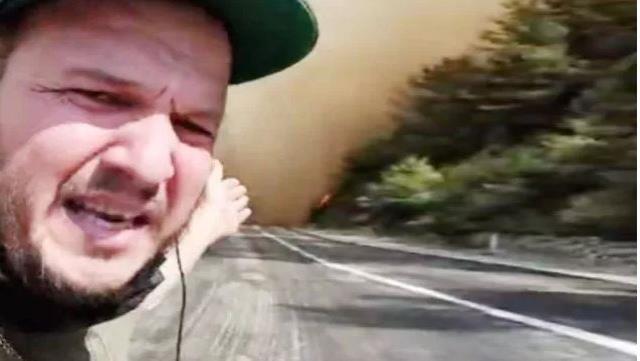 Marmaris'teki yangın Şahan'ı çıldırttı! Art arda paylaşım yapıp tek bir soru sordu: Nerede bu uçaklar? Marmaris'teki yangın Şahan'ı çıldırttı! Art arda paylaşım yapıp tek bir soru sordu: Nerede bu uçaklar?