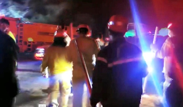 Marmaris'teki orman yangını etkisini artırarak devam ediyor! Bölgede tahliyeler başladı Marmaris'teki orman yangını etkisini artırarak devam ediyor! Bölgede tahliyeler başladı