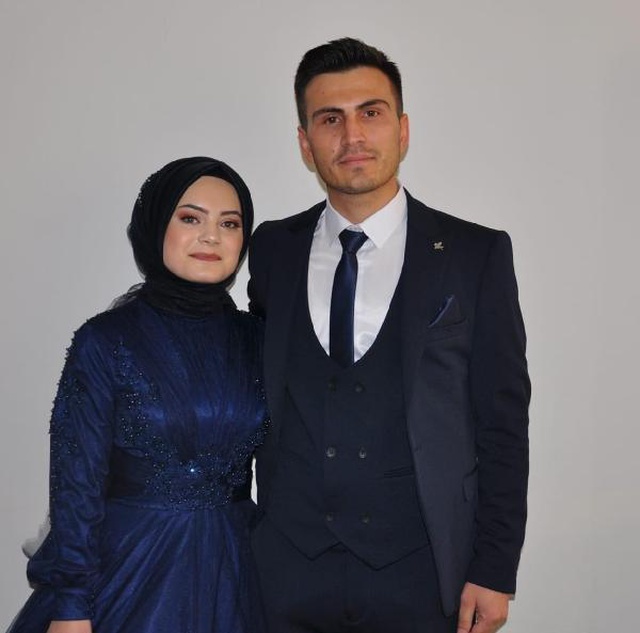 Oğlunun şehit olduğu haberini alan baba kalp krizi geçirdi, babaanne hayatını kaybetti Oğlunun şehit olduğu haberini alan baba kalp krizi geçirdi, babaanne hayatını kaybetti