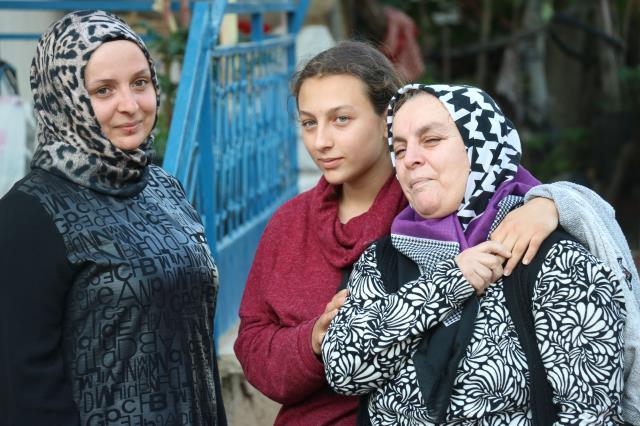 Şiddet uygulayan kocasını öldüren Fatma tahliye edildi, kayınvalidesi sevinçten ağladı