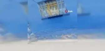 Başkent'te ahşap bina alev topuna döndü