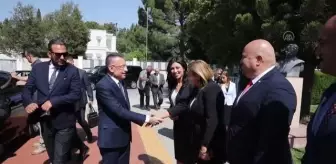 Cumhurbaşkanı Yardımcısı Oktay, KKTC Meclis Başkanı Töre'yi ziyaret etti