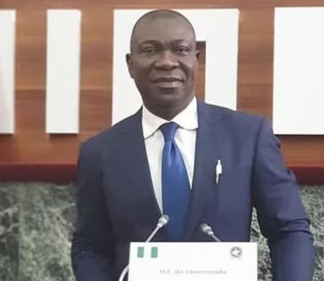 Nijeryalı eski senatör ve eşi organ ticareti için Birleşik Krallık'a çocuk gönderirken yakalandı