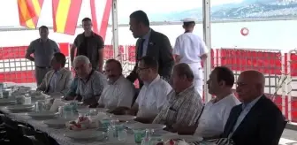 Son dakika... Şehit ve gazi ailelerinin katılımıyla savaş gemisinde yemek