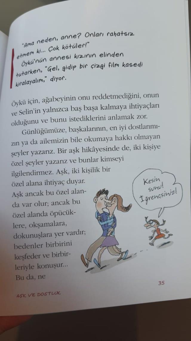 Sosyal medyada infial yaratmıştı! Bakanlık, 'Çıtır Çıtır Felsefe' serisindeki 7 kitabı muzır yayın ilan etti Sosyal medyada infial yaratmıştı! Bakanlık, 'Çıtır Çıtır Felsefe' serisindeki 7 kitabı muzır yayın ilan etti