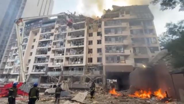 Rusya, Ukrayna'nın başkenti Kiev'i vurdu! Art arda füzeler ateşlendi, ortalık yangın yerine döndü Rusya, Ukrayna'nın başkenti Kiev'i vurdu! Art arda füzeler ateşlendi, ortalık yangın yerine döndü