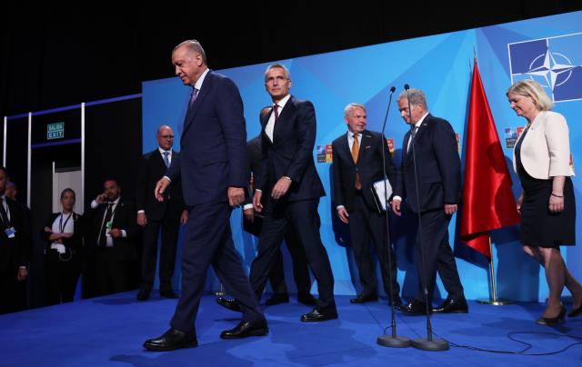 Son dakika: Türkiye, İsveç, Finlandiya ve NATO arasındaki 4'lü zirvenin ardından ortak bildiri imzalandı! İşte alınan kararlar