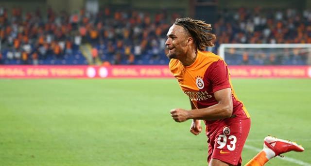 Galatasaray'da takımdan ayrılacak futbolcular belli oldu! Okan Buruk listeyi verdi
