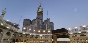 Mescid-i Haram'da cuma namazı