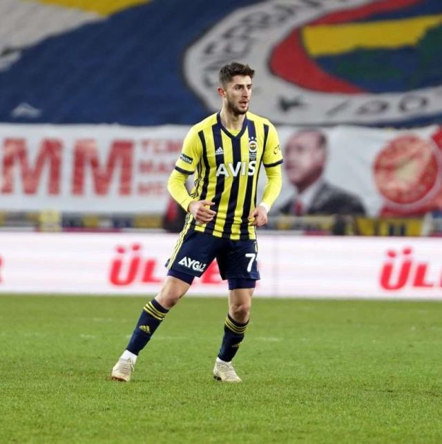 Herkes, İsmail Yüksek'i konuşuyor! Fenerbahçeli futbolcunun Partizan maçında yaptıkları gündeme oturdu