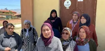 Doğalgaz verilmeyen mahalle halkı sokağa döküldü