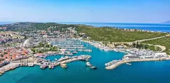 İzmir'in gözde merkezlerinden Sığacık'ta bayram hareketliliği: Doluluk yüzde 80-90 civarında