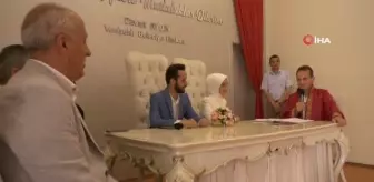 Nikah memuru kendi oğlunun nikahını kıydı: 'Hayatımda kıydığım en anlamlı nikah bu oldu'