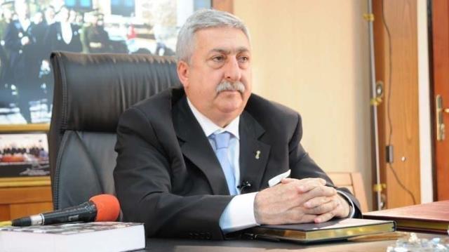 TESK Başkanı Bendevi Palandöken'den Bağ-Kur emekli maaşlarına iyileştirme çağrısı: Asgari ücretin altında kalmamalı TESK Başkanı Bendevi Palandöken'den Bağ-Kur emekli maaşlarına iyileştirme çağrısı: Asgari ücretin altında kalmamalı