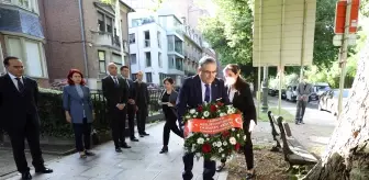 Belçika'da şehit edilen Türk diplomat Dursun Aksoy anıldı