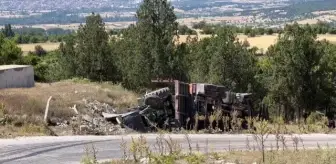 Son dakika haber | Freni boşalan kamyondan atlayan 1 kişi öldü, 1 kişi yaralandı