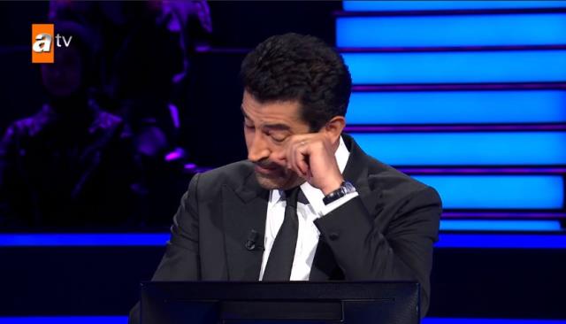 Milyoner'de yarışmacının Türk askerleriyle ilgili anısı Kenan İmirzalıoğlu'nu duygulandırdı Milyoner'de yarışmacının Türk askerleriyle ilgili anısı Kenan İmirzalıoğlu'nu duygulandırdı