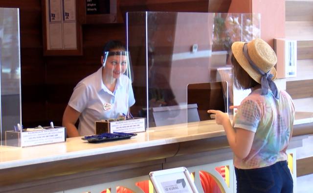 Ara eleman sıkıntısı çeken turizm sektörü, 15 bin lira maaşla çalışacak personel bulamıyor