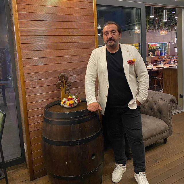 Mehmet Yalçınkaya, adını kullanarak müşteri çekmeye çalışan işletmecilere gözdağı verdi: İfşa edeceğim Mehmet Yalçınkaya, adını kullanarak müşteri çekmeye çalışan işletmecilere gözdağı verdi: İfşa edeceğim