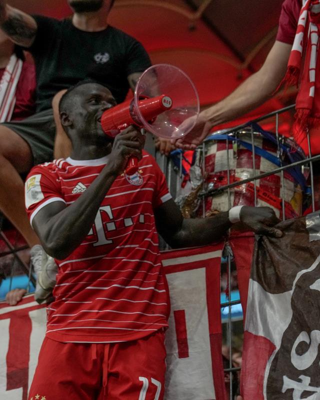 Bundesliga'nın ilk haftasında Bayern Münih, Eintracht Frankfurt ağlarına tam 6 gol gönderdi Bundesliga'nın ilk haftasında Bayern Münih, Eintracht Frankfurt ağlarına tam 6 gol gönderdi