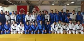 Judo Milli Takımları Burdur'da kampta