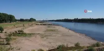 Almanya'da Ren Nehri'nin su seviyesinde ciddi düşüşNehir taşımacılığı aksadı, maliyet arttı