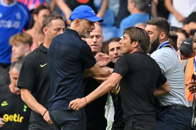 Yaşanan olayların damga vurduğu Londra derbisinde, Chelsea ile Tottenham yenişemedi
